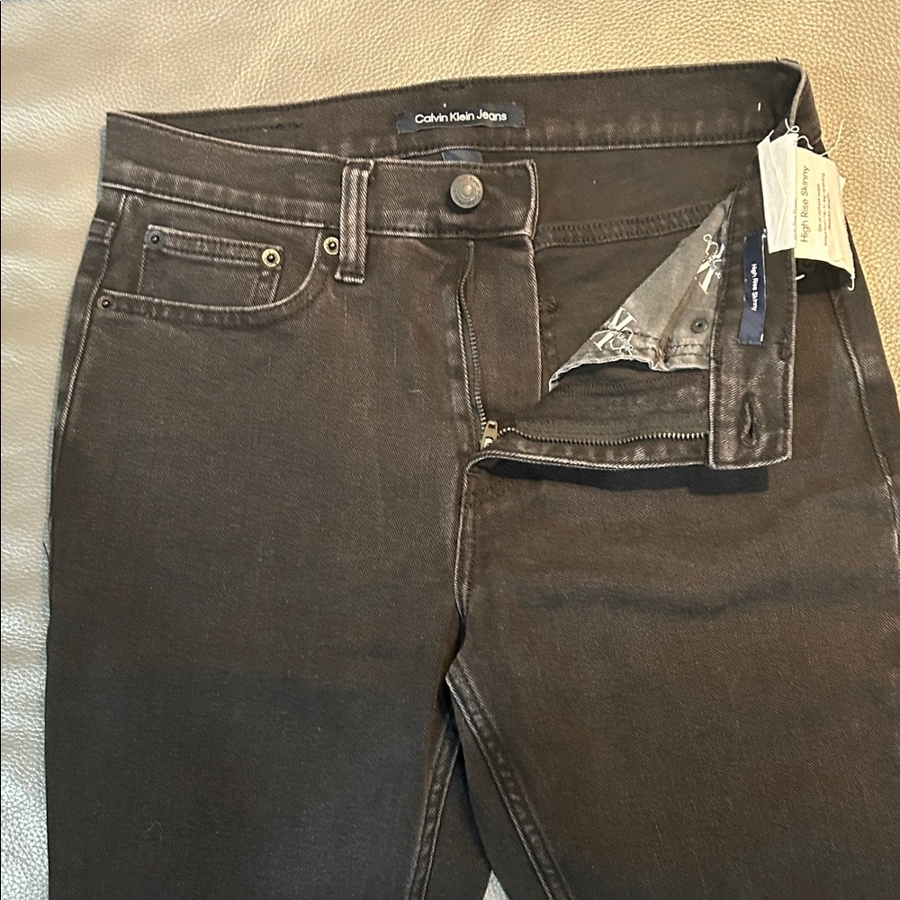 Calvin Klein High Rise Skinny Womens Black Jeans, size 28 - Picture 5 of 8